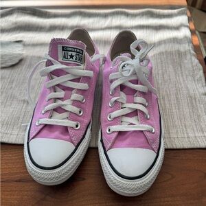 Converse Women's Pink Canvas Sneakers